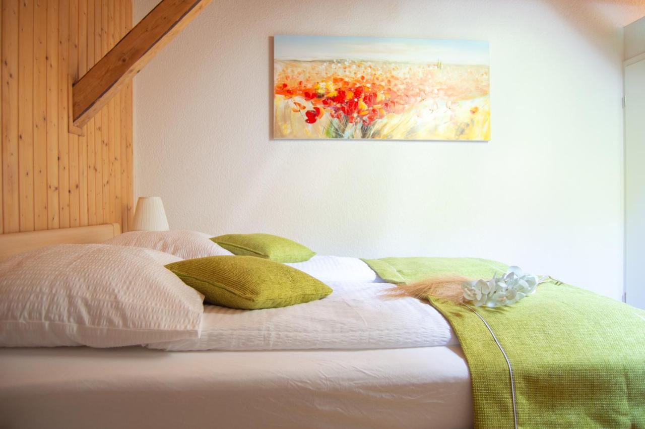 Wellness Mitten In Der Wasserfallstadt Triberg Триберг Экстерьер фото