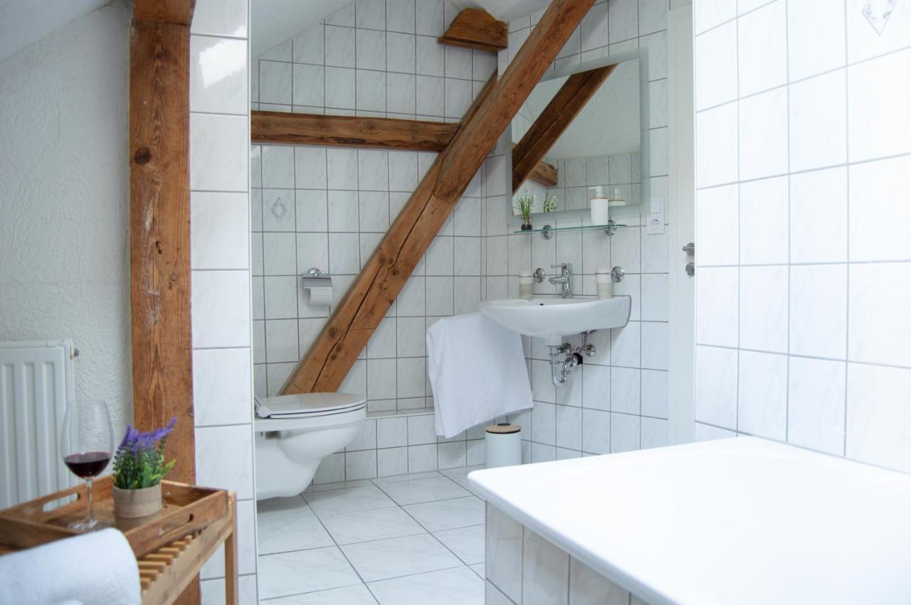 Wellness Mitten In Der Wasserfallstadt Triberg Триберг Экстерьер фото